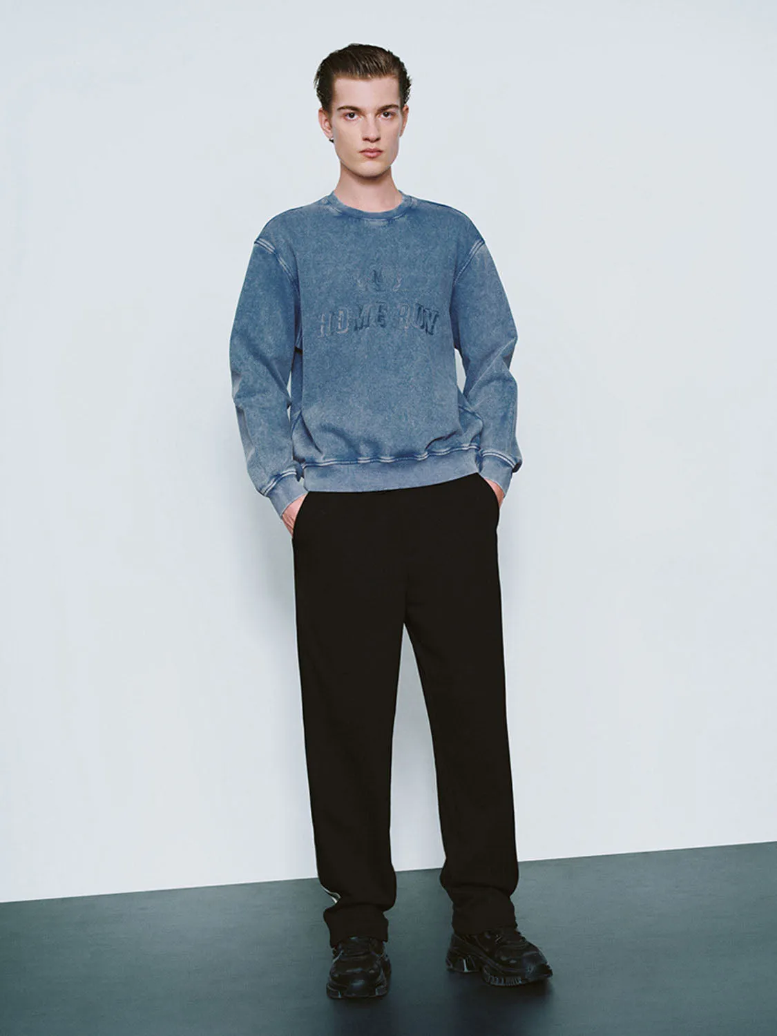 Crew Neck Sweatshirts sold by Urban Revivo product image thumbnail 4