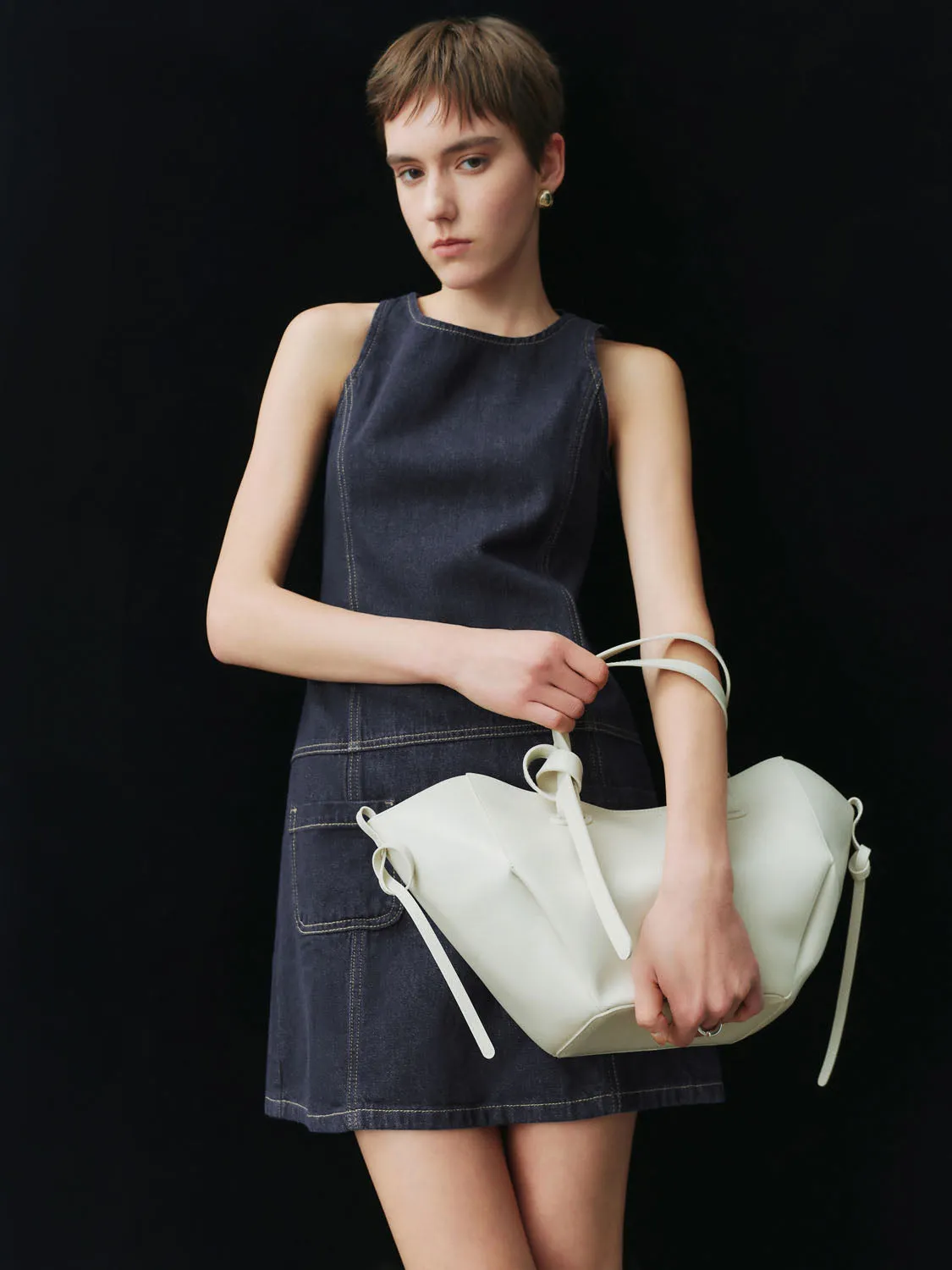 Sleeveless Denim Dresses sold by Urban Revivo product image thumbnail 5