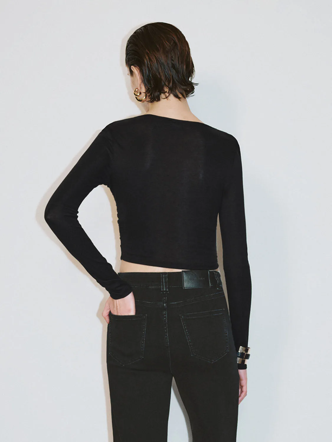 V-Neck Skinny T-Shirts sold by Urban Revivo product image thumbnail 2