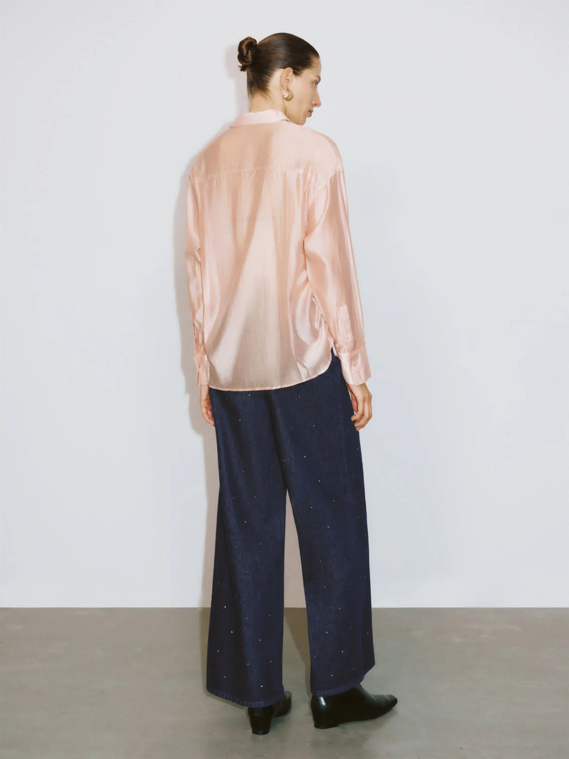 Long Sleeve Shirts sold by Urban Revivo product image thumbnail 5