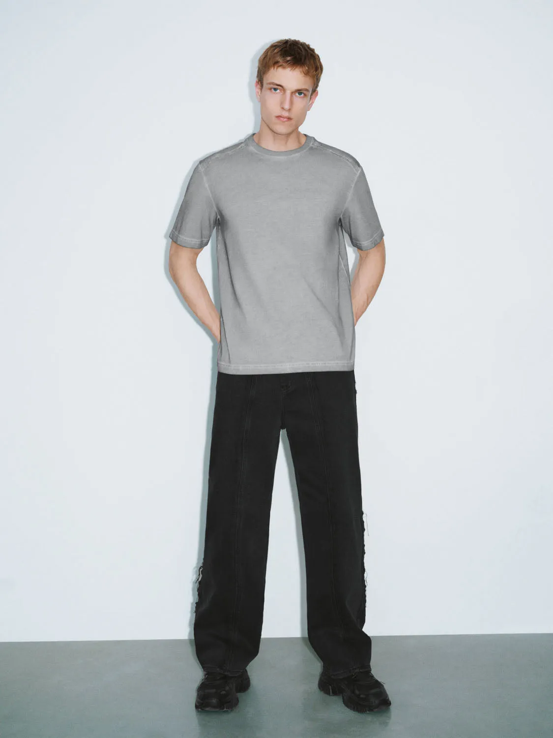 Short Sleeve T-Shirts sold by Urban Revivo product image thumbnail 5