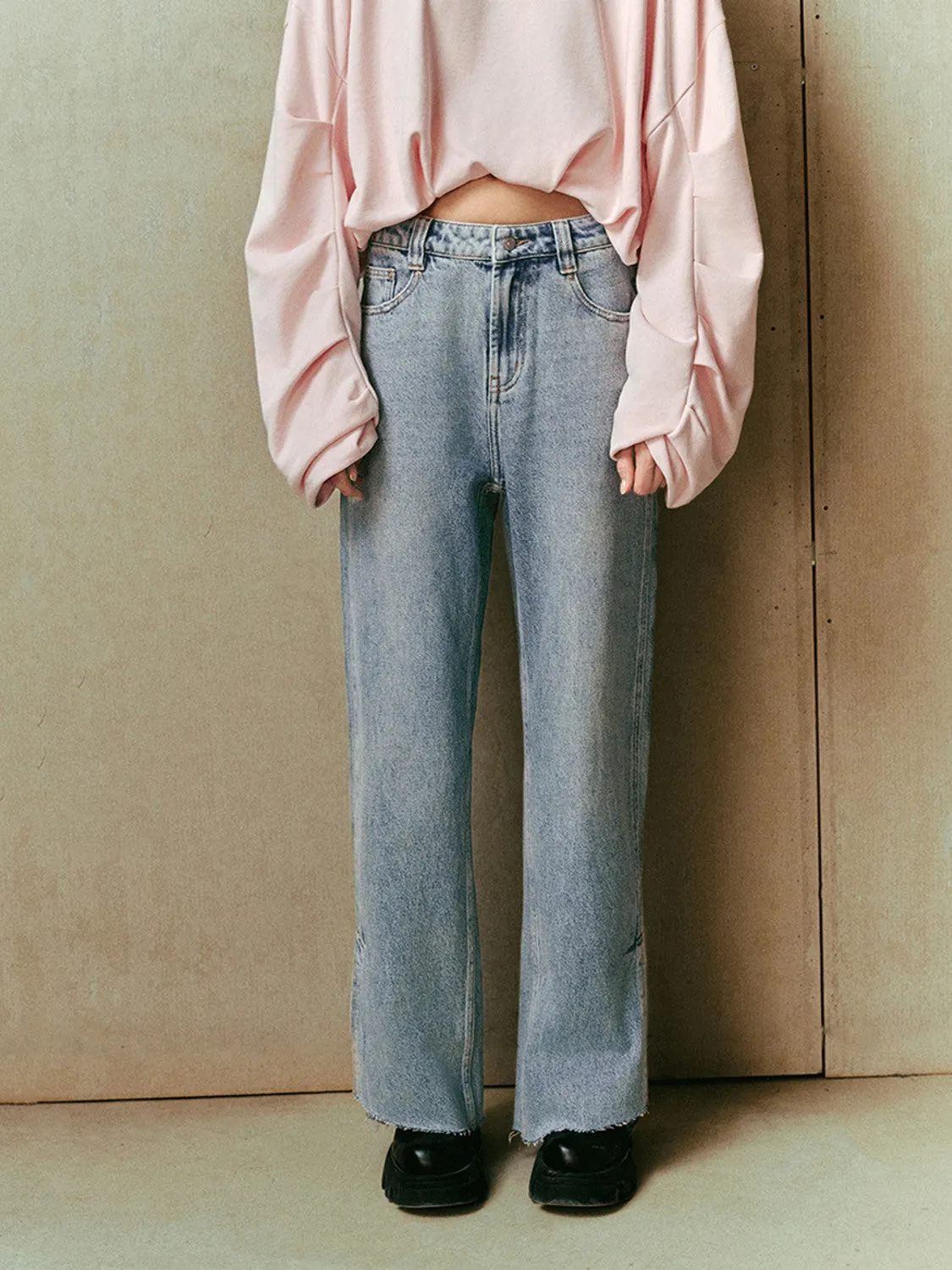 Wide-Leg Denim Jeans sold by Urban Revivo product image thumbnail 4