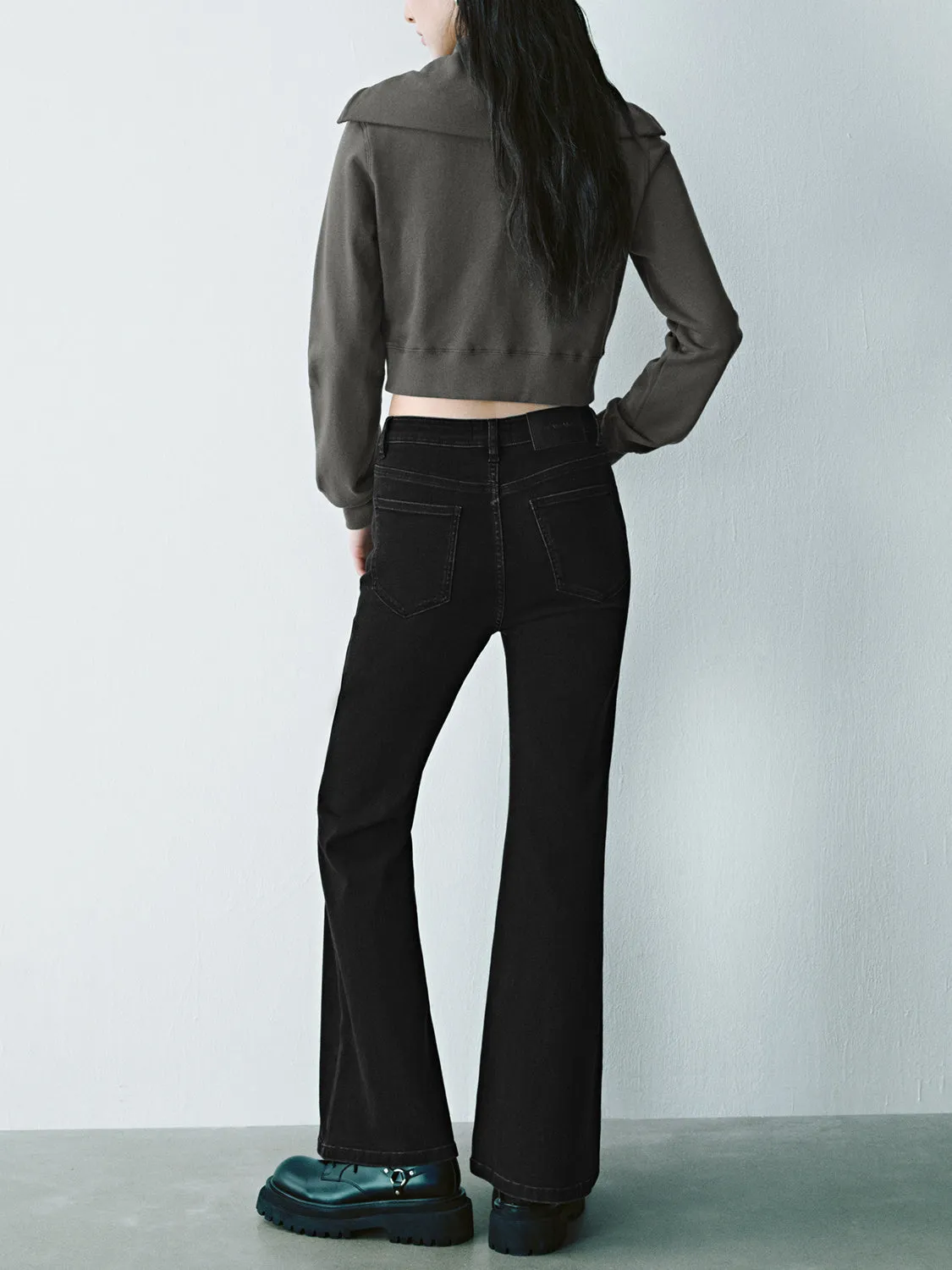 Skinny Denim Flared Jeans sold by Urban Revivo product image thumbnail 4