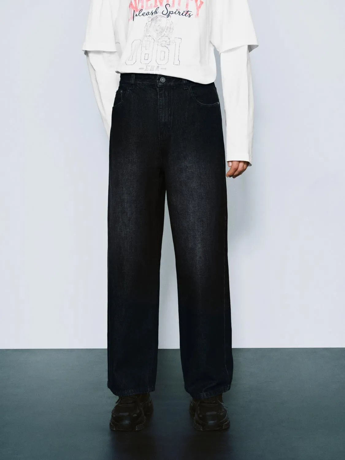 Regular Denim Jeans sold by Urban Revivo product image thumbnail 2