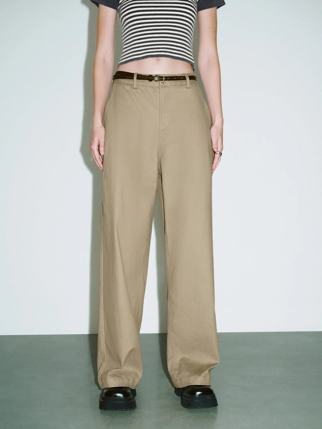 Straight Pants sold by Urban Revivo product image thumbnail 2