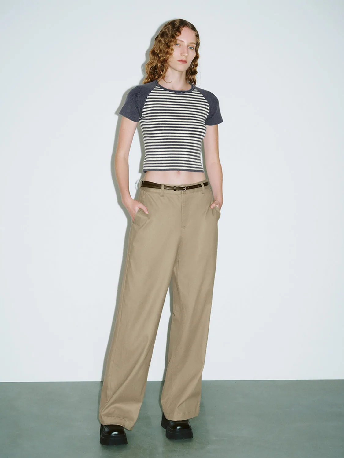 Straight Pants sold by Urban Revivo product image thumbnail 5