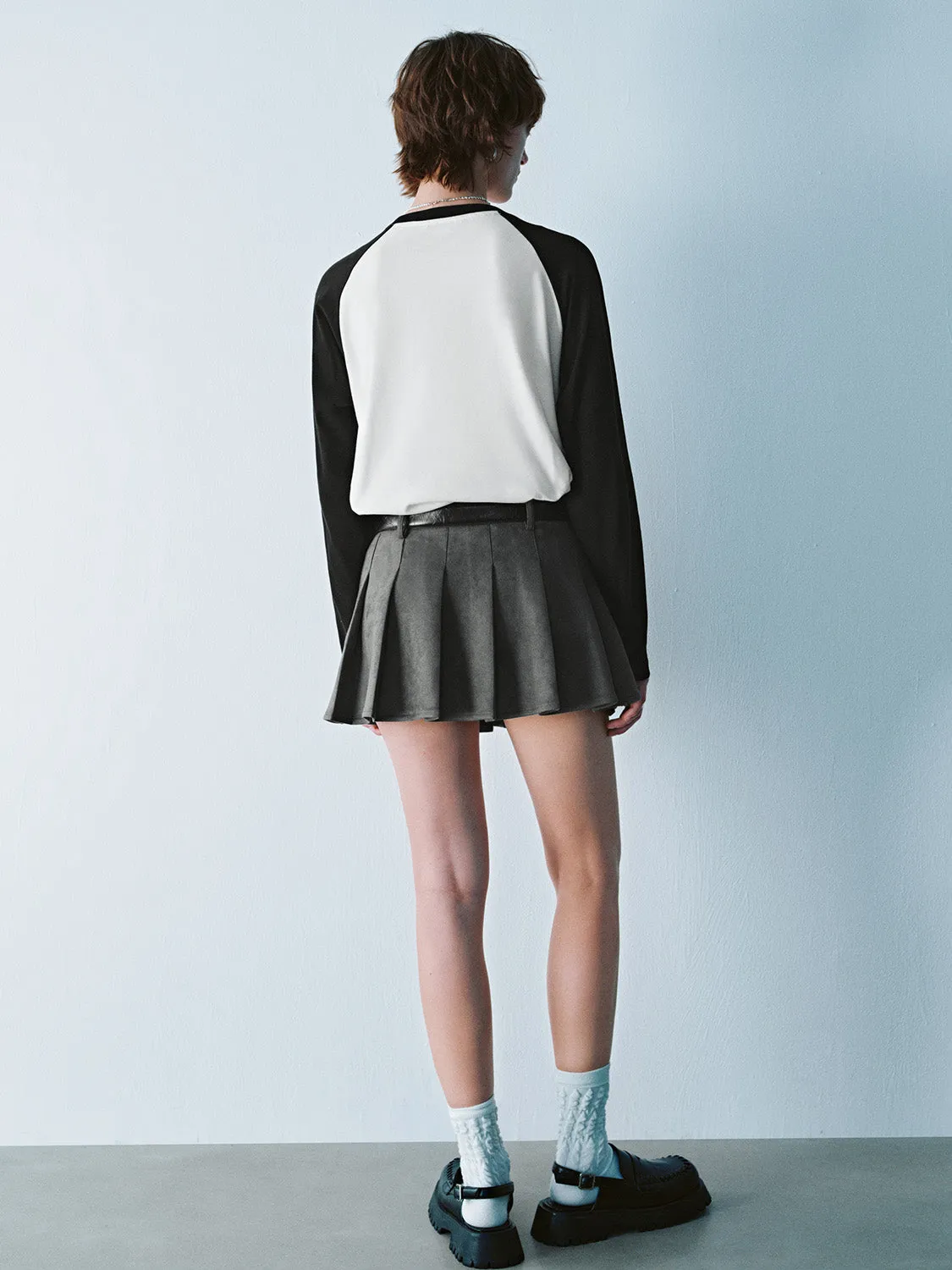 Crew Neck Loose T-Shirts sold by Urban Revivo product image thumbnail 3