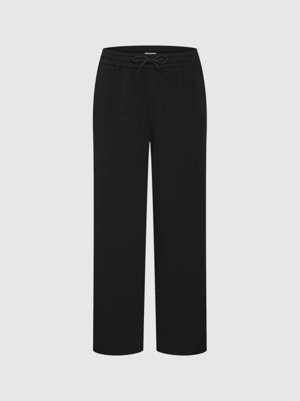 Carrot Fit Pants sold by Urban Revivo
