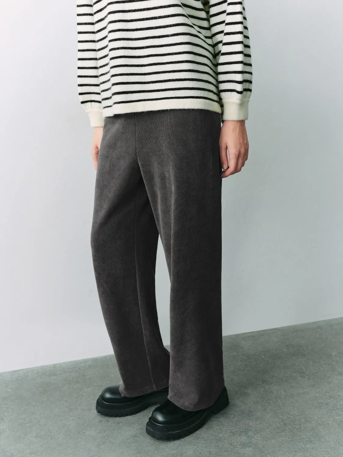 Straight Pants sold by Urban Revivo product image thumbnail 3