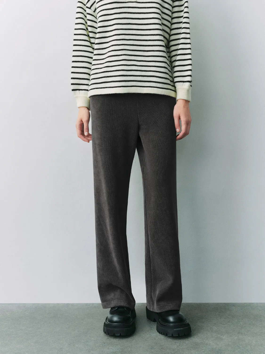 Straight Pants sold by Urban Revivo product image thumbnail 2