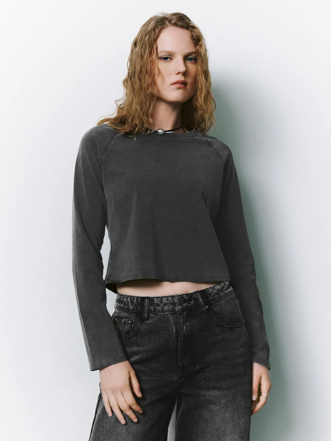 Crew Neck Straight T-Shirt sold by Urban Revivo