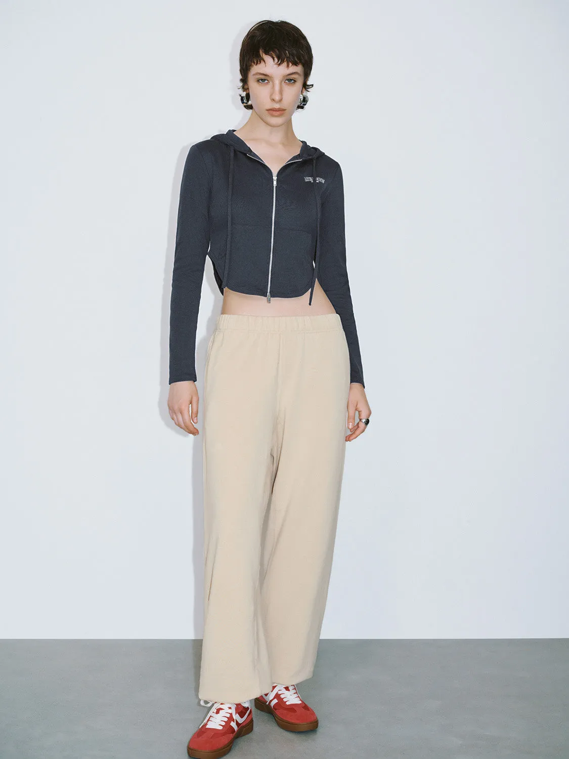 Elastic Waist Loose Jogger Pants sold by Urban Revivo product image thumbnail 5