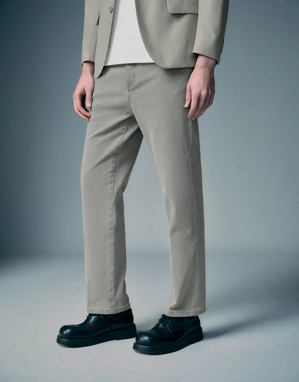 Straight Jeans sold by Urban Revivo product image thumbnail 4