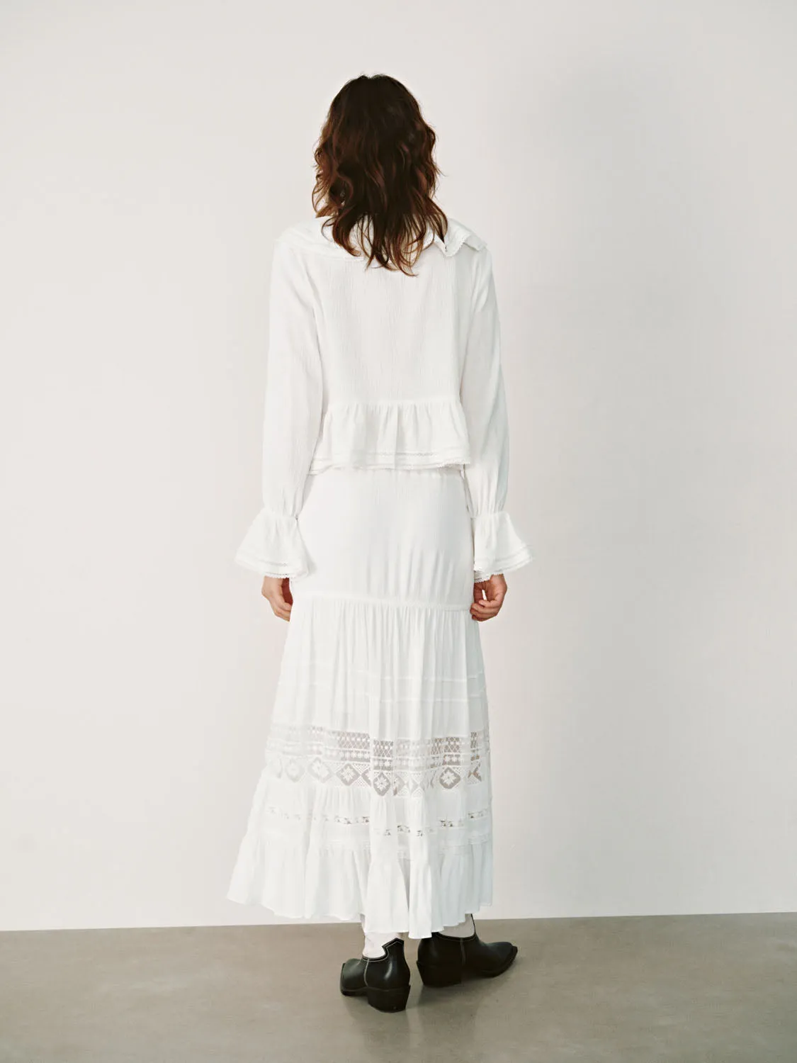 Ruffle Hem Long Sleeve Shirts sold by Urban Revivo product image thumbnail 5