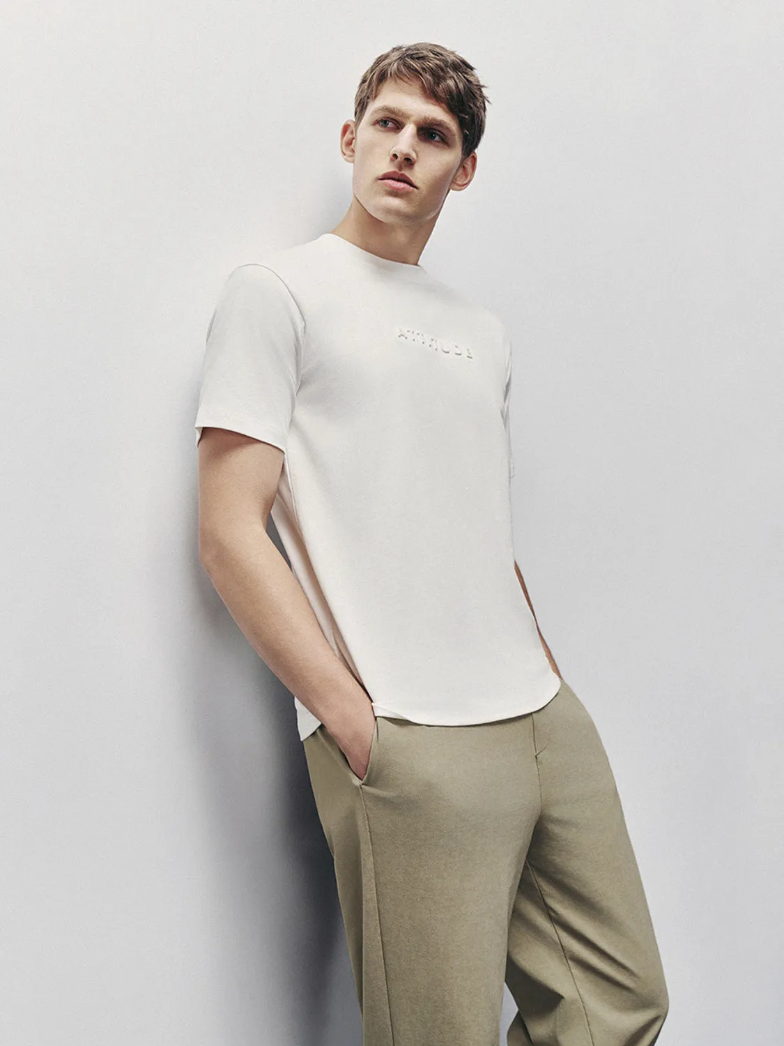 Letter Embossed Crew Neck Loose T-Shirt sold by Urban Revivo product image thumbnail 5