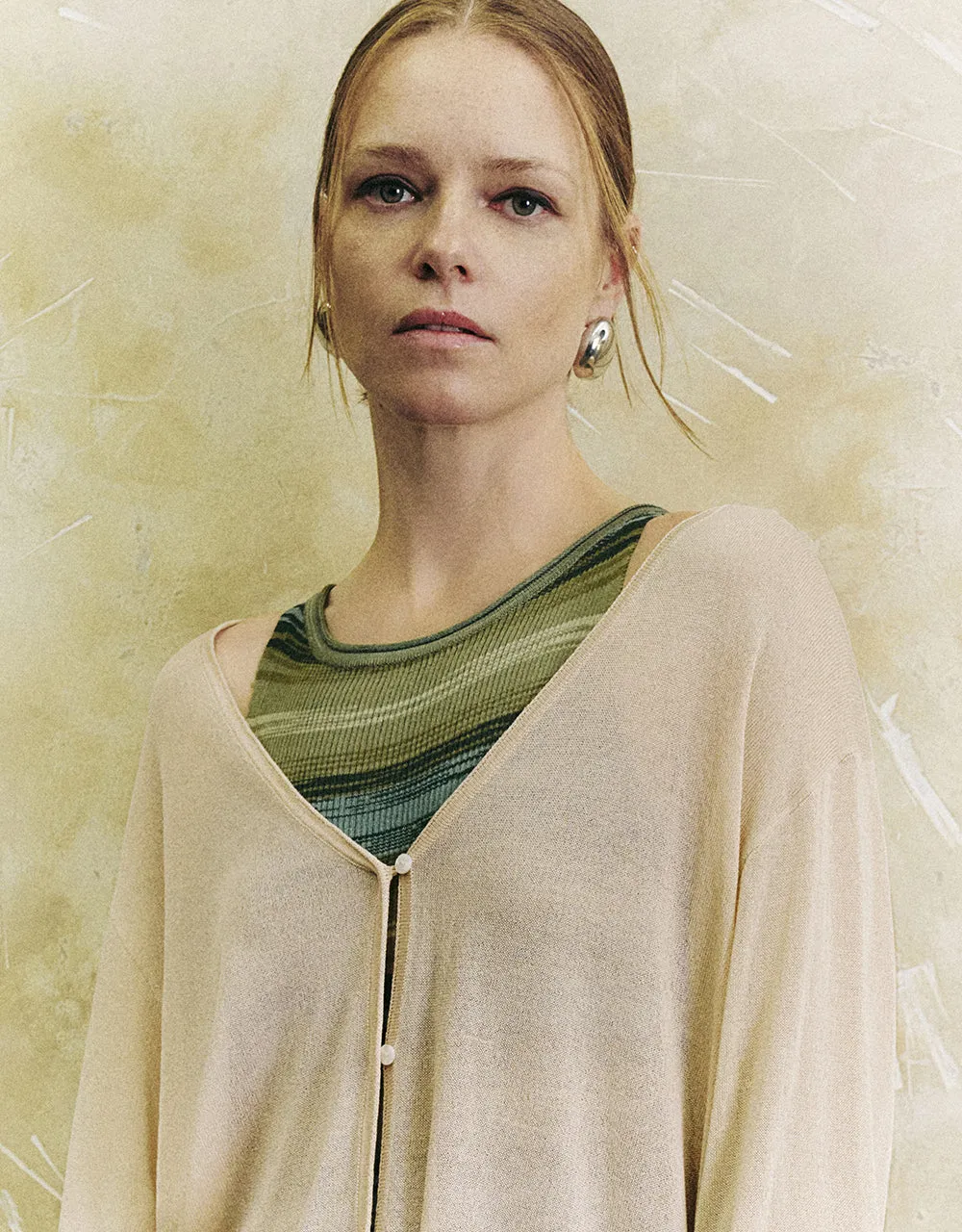 V-Neck Knitted Cardigan sold by Urban Revivo product image thumbnail 3