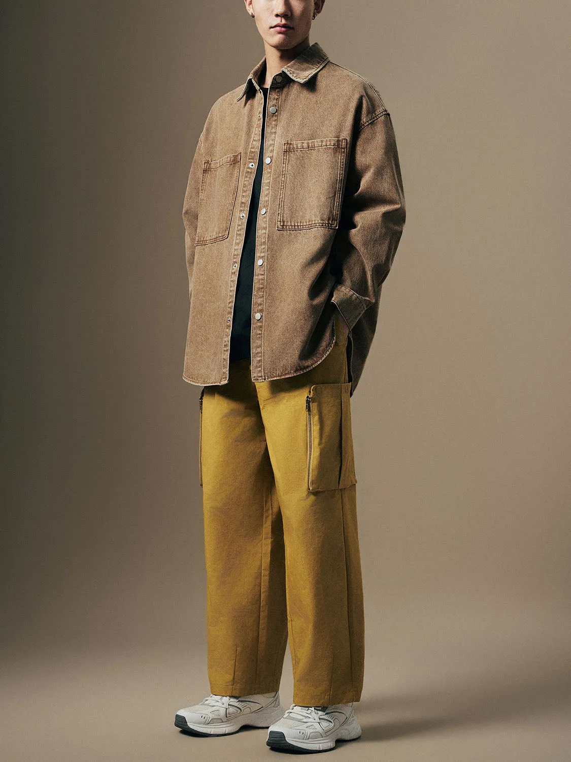 Woven Carrot Fit Pants sold by Urban Revivo product image thumbnail 5