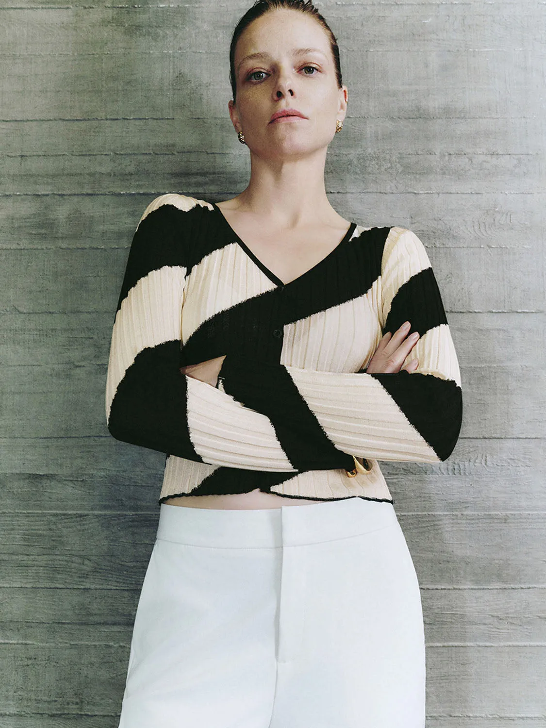 V-Neck Knitted Cardigans sold by Urban Revivo product image thumbnail 5