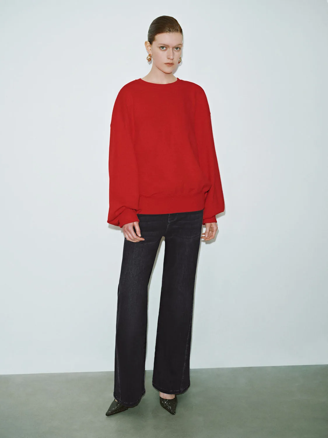 Oversized Sweatshirts sold by Urban Revivo product image thumbnail 4