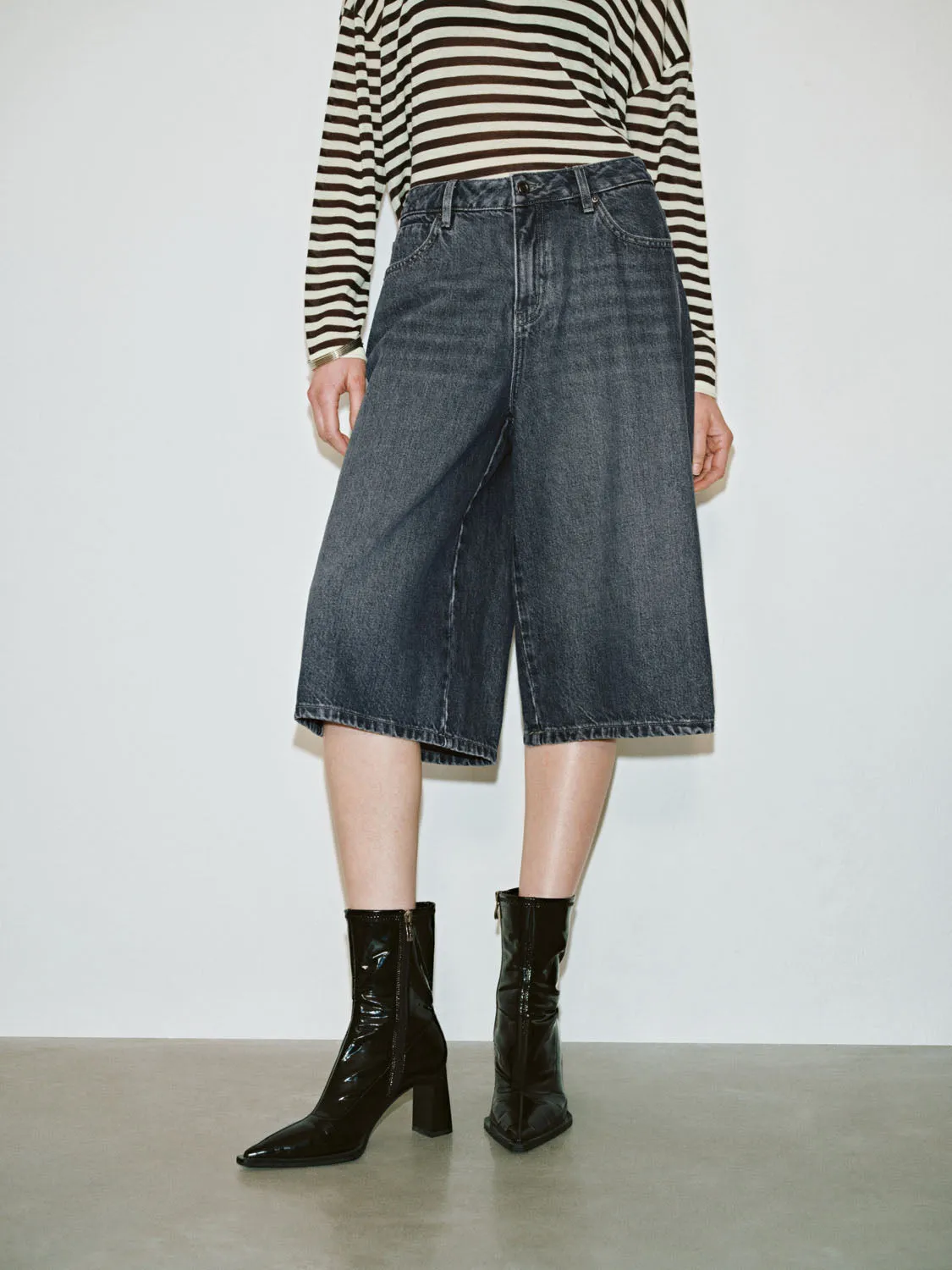 Mid-Length Denim Jeans sold by Urban Revivo product image thumbnail 2