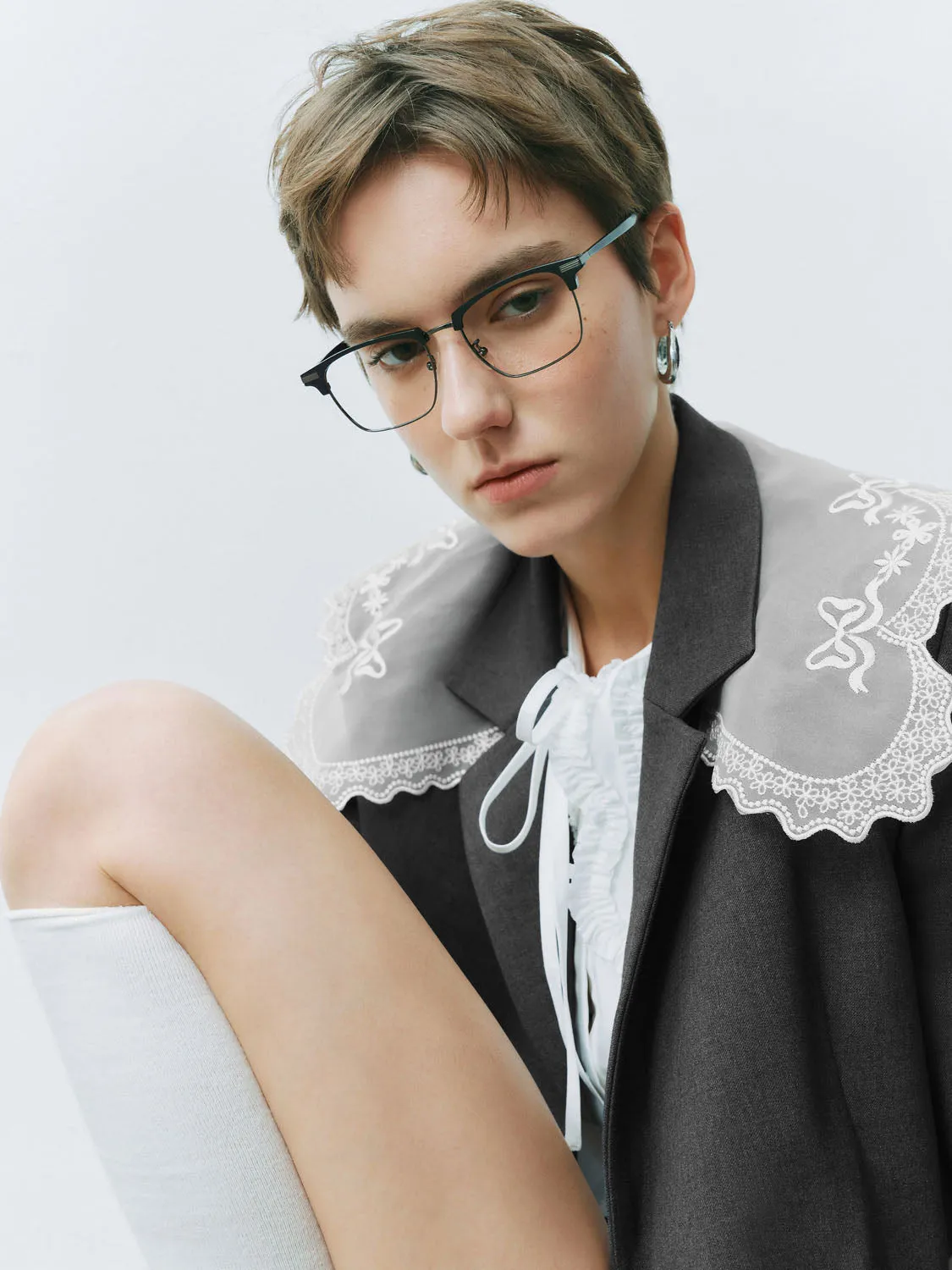 Cropped Blazers sold by Urban Revivo product image thumbnail 5