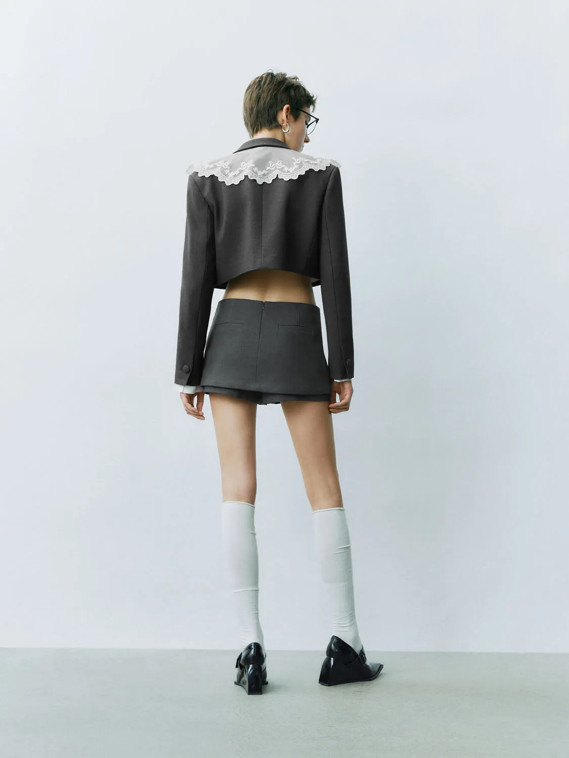 Cropped Blazers sold by Urban Revivo product image thumbnail 3