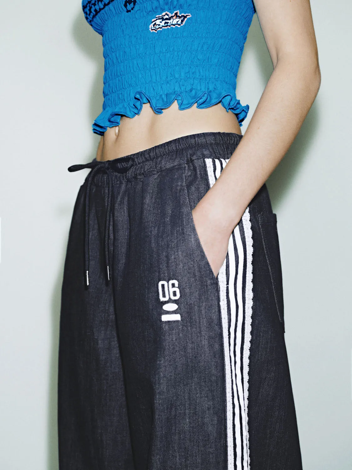 Elastic Denim Jeans sold by Urban Revivo product image thumbnail 5