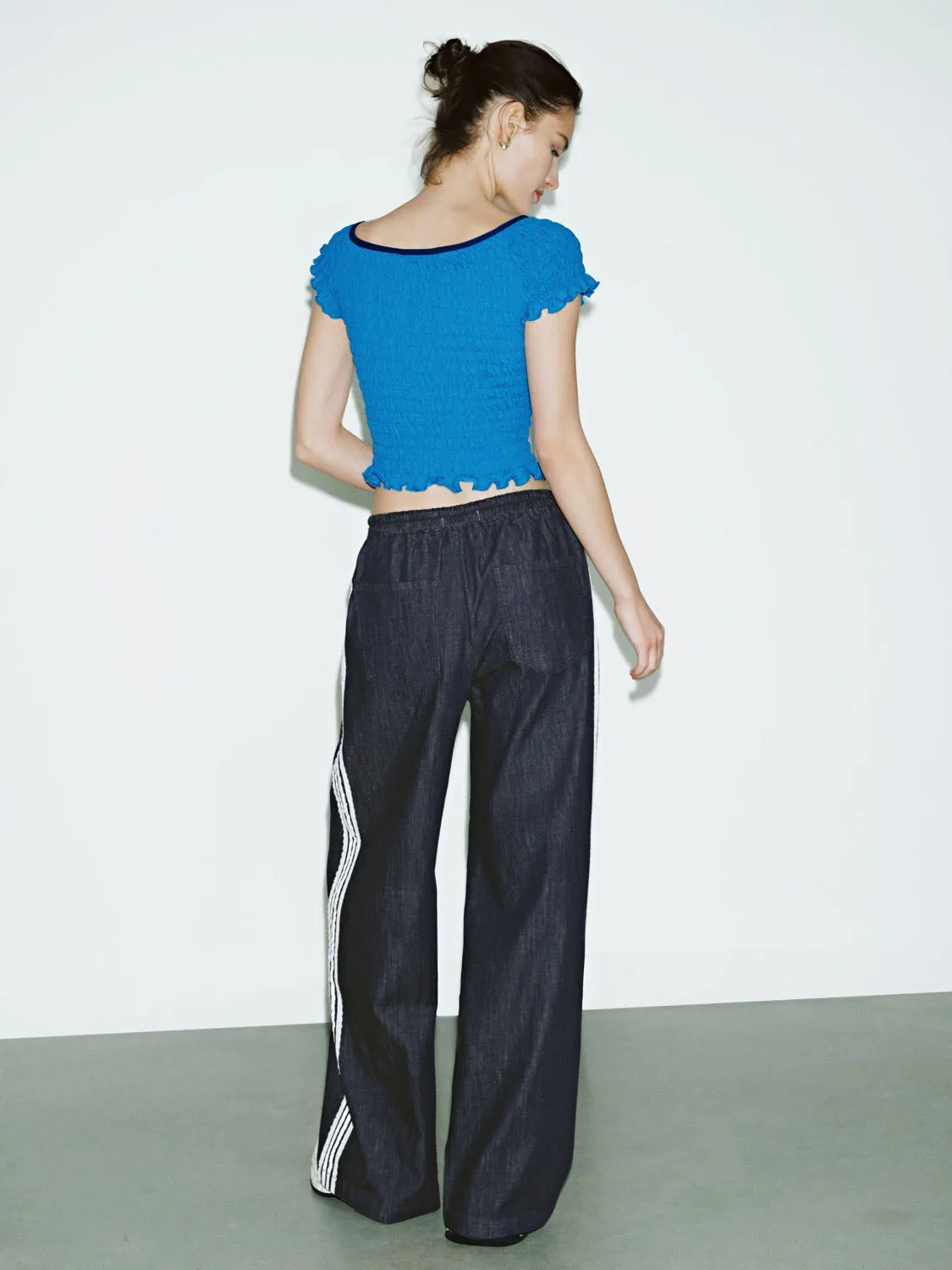 Elastic Denim Jeans sold by Urban Revivo product image thumbnail 4