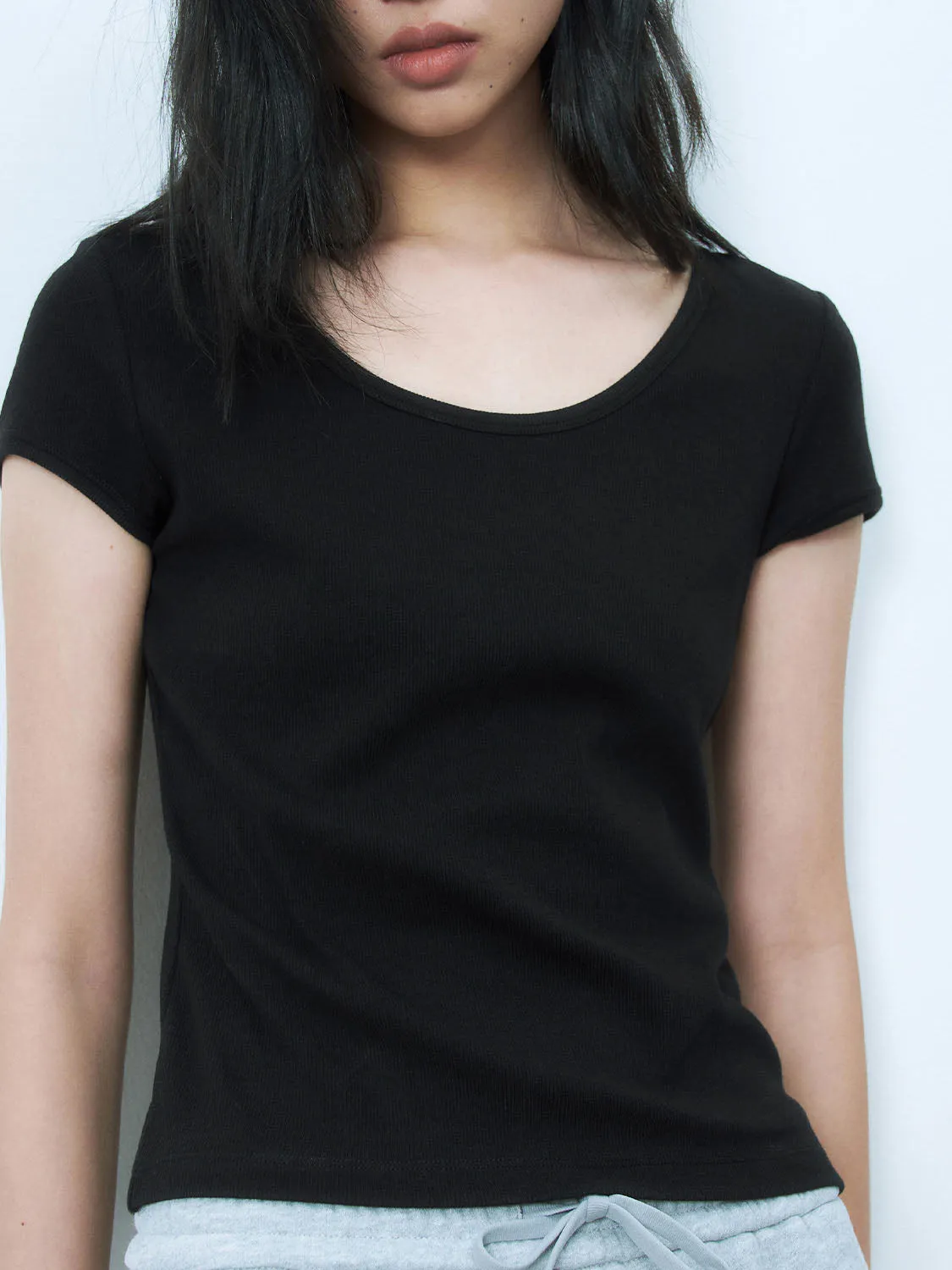 Skinny Short Sleeve T-Shirts sold by Urban Revivo product image thumbnail 4