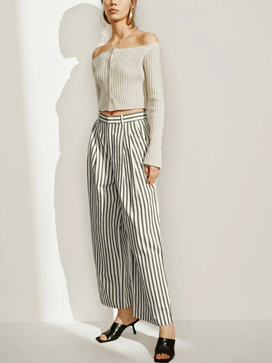 Rib Knitted Long Sleeve T-Shirts sold by Urban Revivo product image thumbnail 5