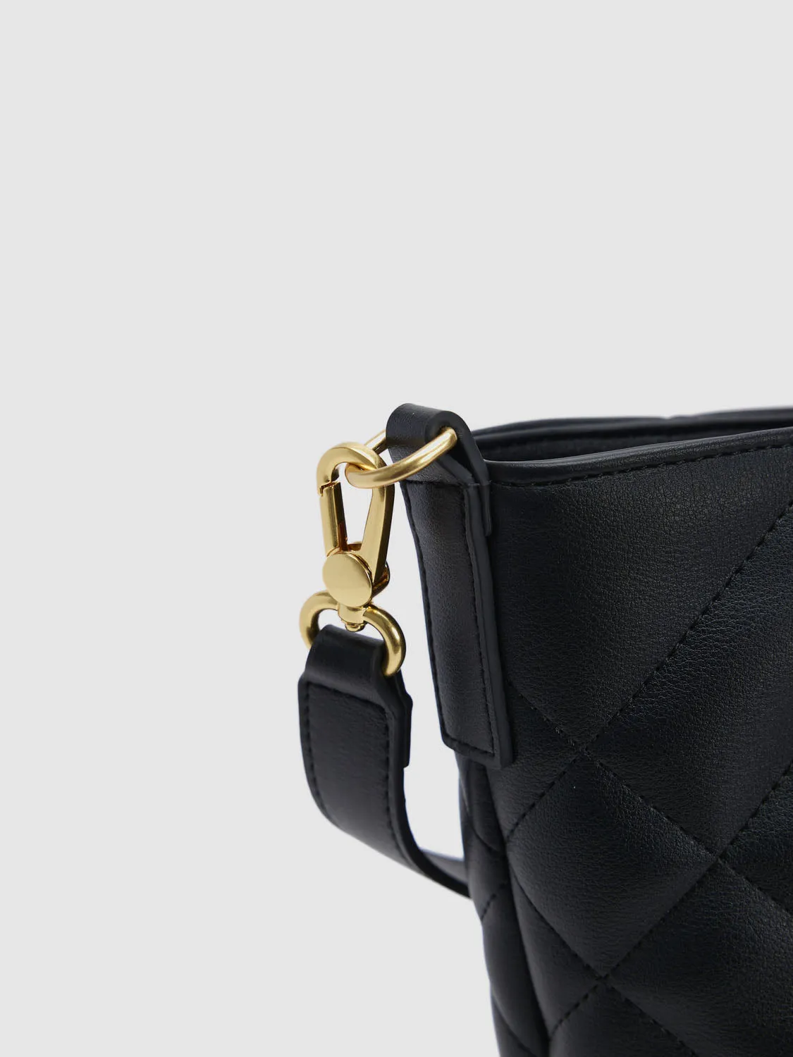 Shoulder Tote Bags sold by Urban Revivo product image thumbnail 4