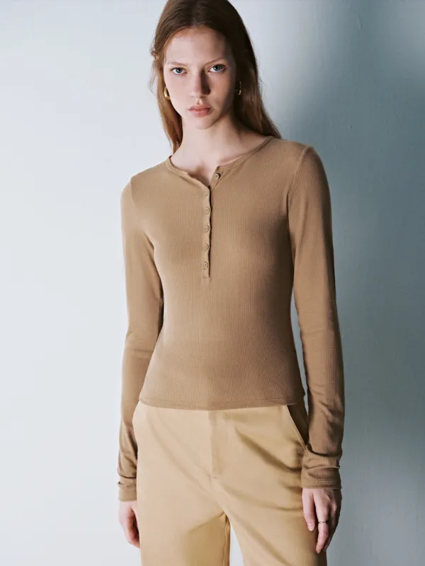 Crew Neck Skinny T-Shirt sold by Urban Revivo