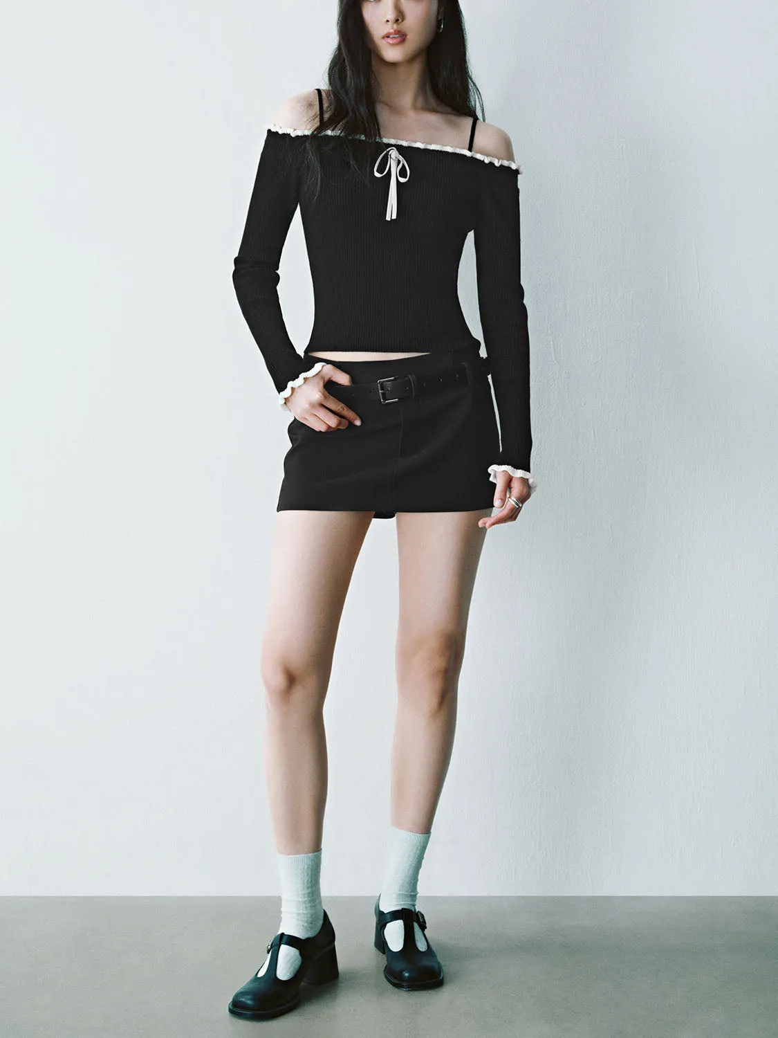 Off Shoulder Knitted T-Shirts sold by Urban Revivo product image thumbnail 4