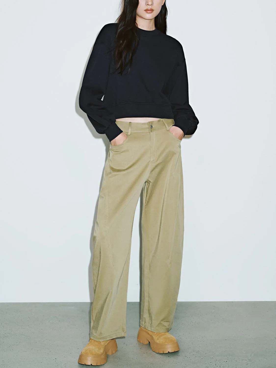 Loose Sweatshirts sold by Urban Revivo product image thumbnail 4