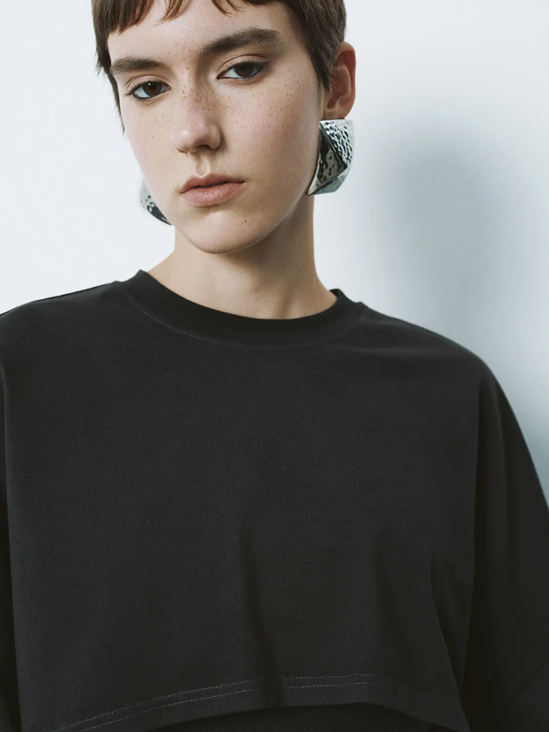 Cropped Oversized T-Shirts sold by Urban Revivo product image thumbnail 3