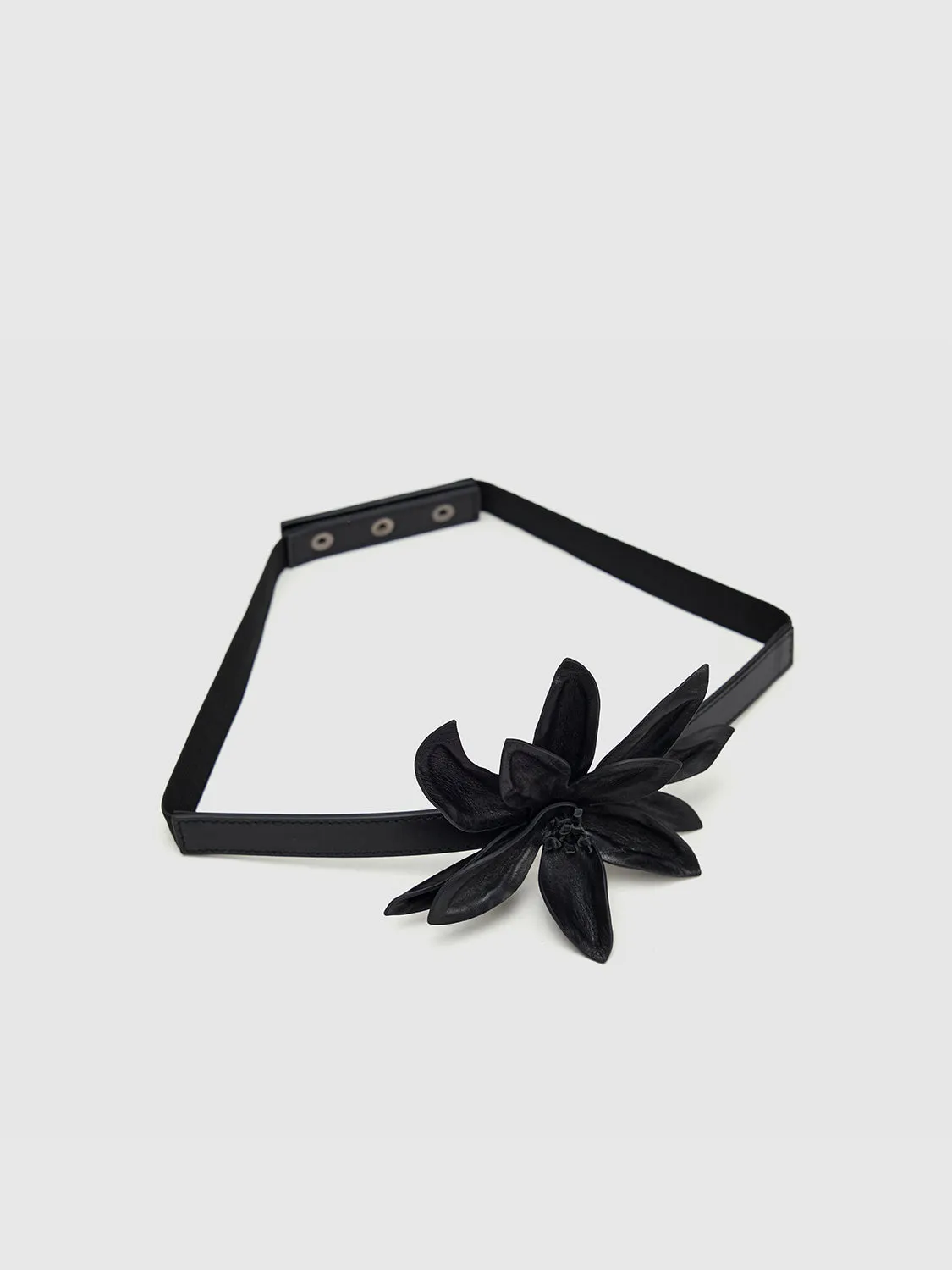 Belts sold by Urban Revivo product image thumbnail 4