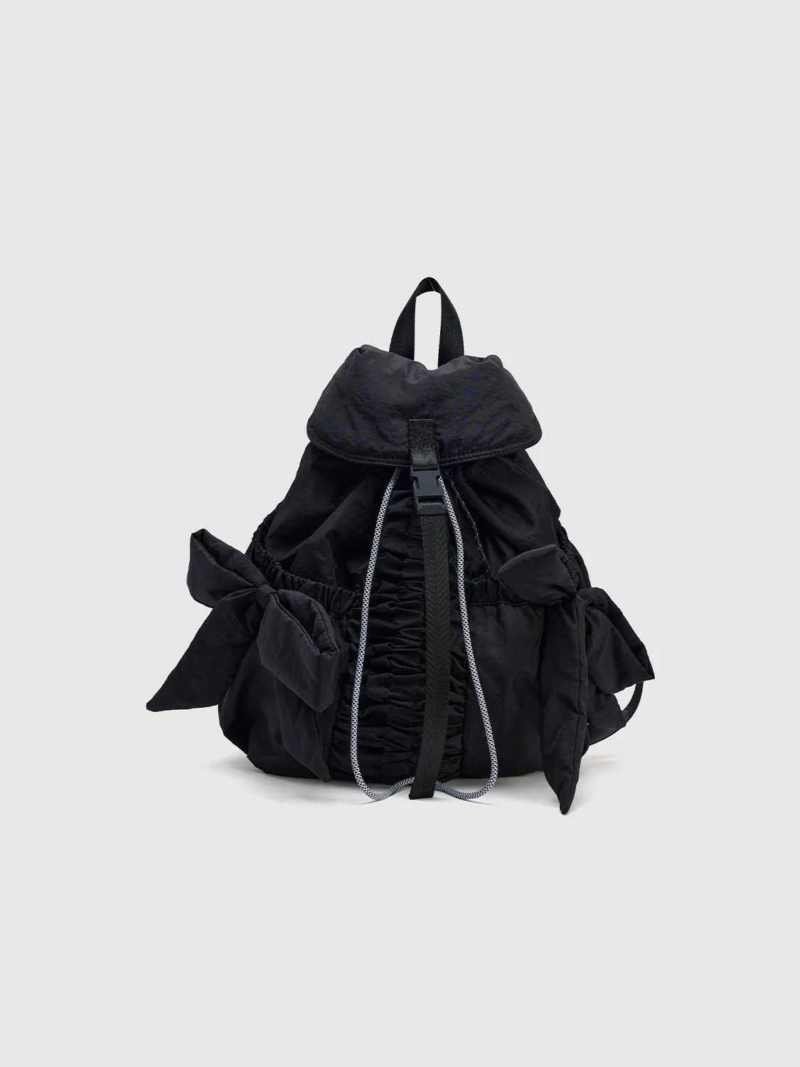 Backpacks sold by Urban Revivo