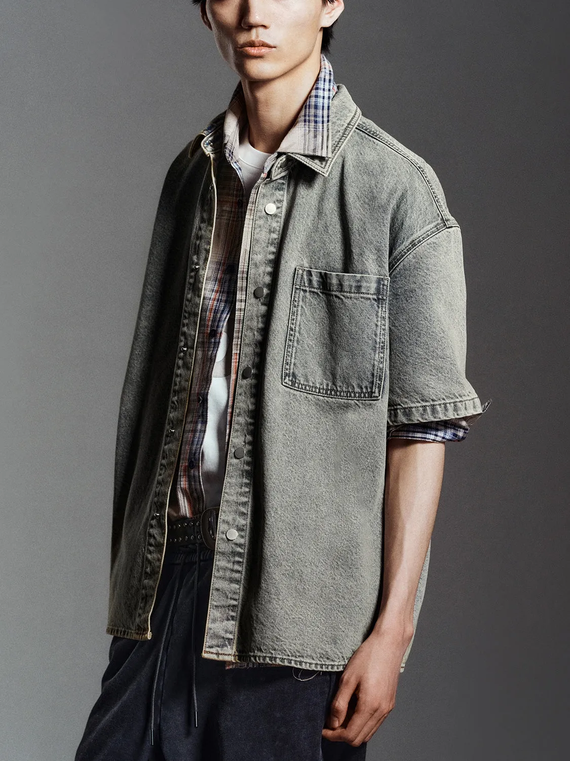 Loose Denim Shirts sold by Urban Revivo product image thumbnail 3