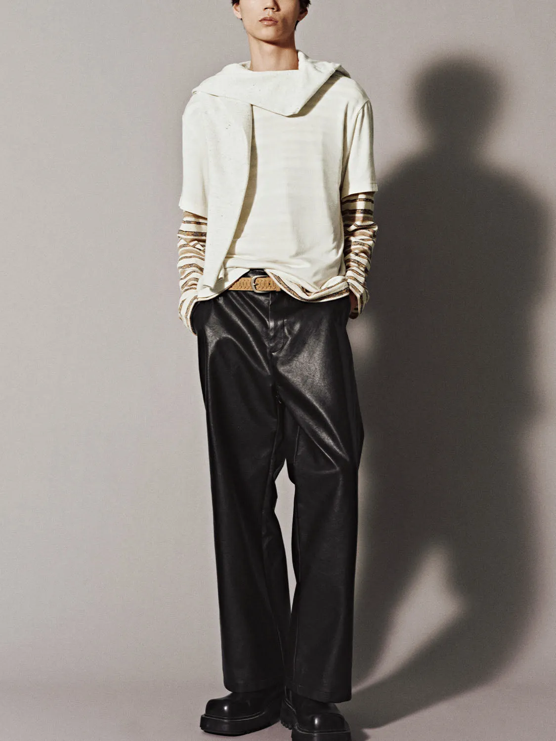 Short Sleeve T-Shirts sold by Urban Revivo product image thumbnail 4