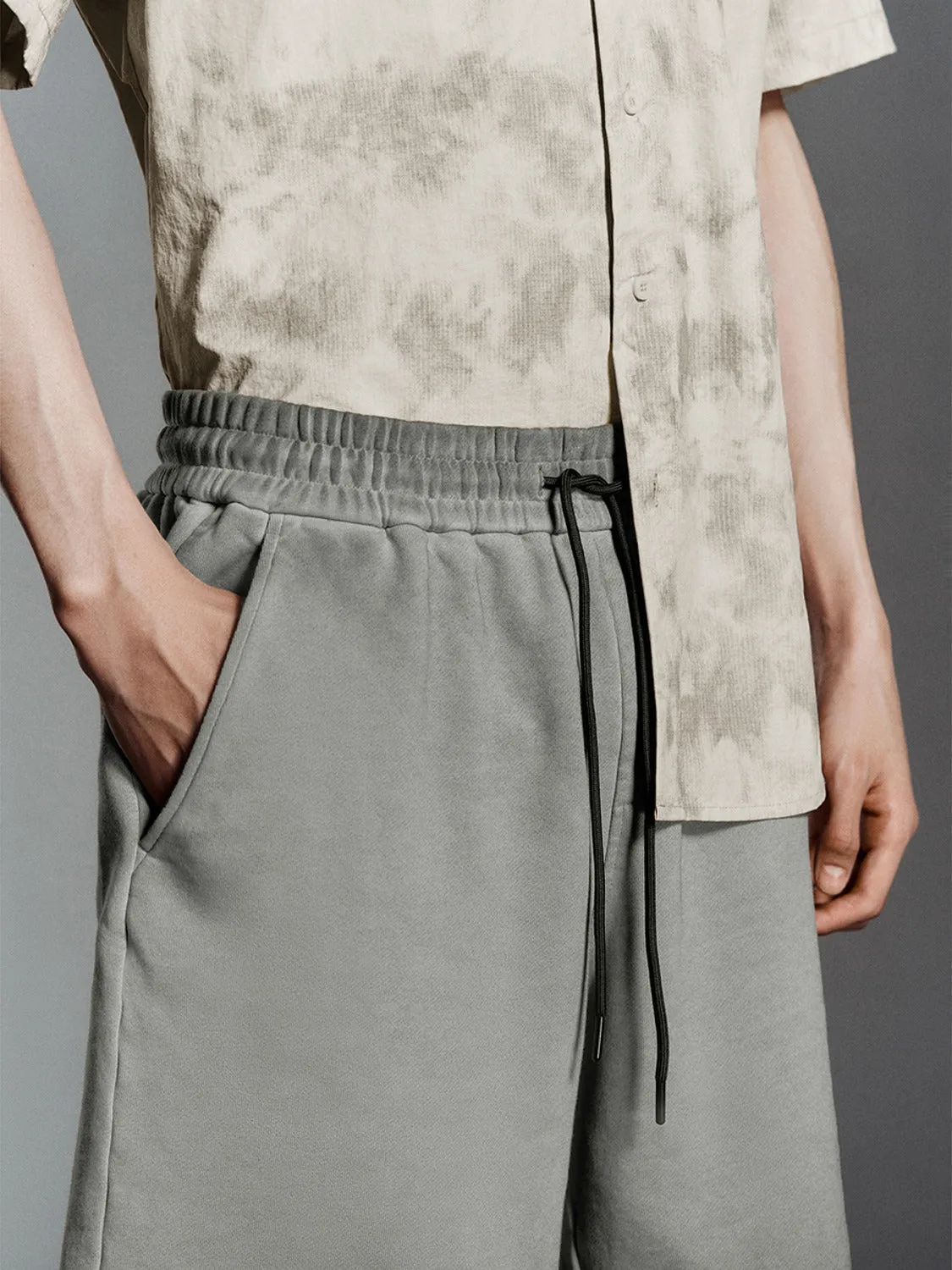 Vogue Shorts sold by Urban Revivo product image thumbnail 4