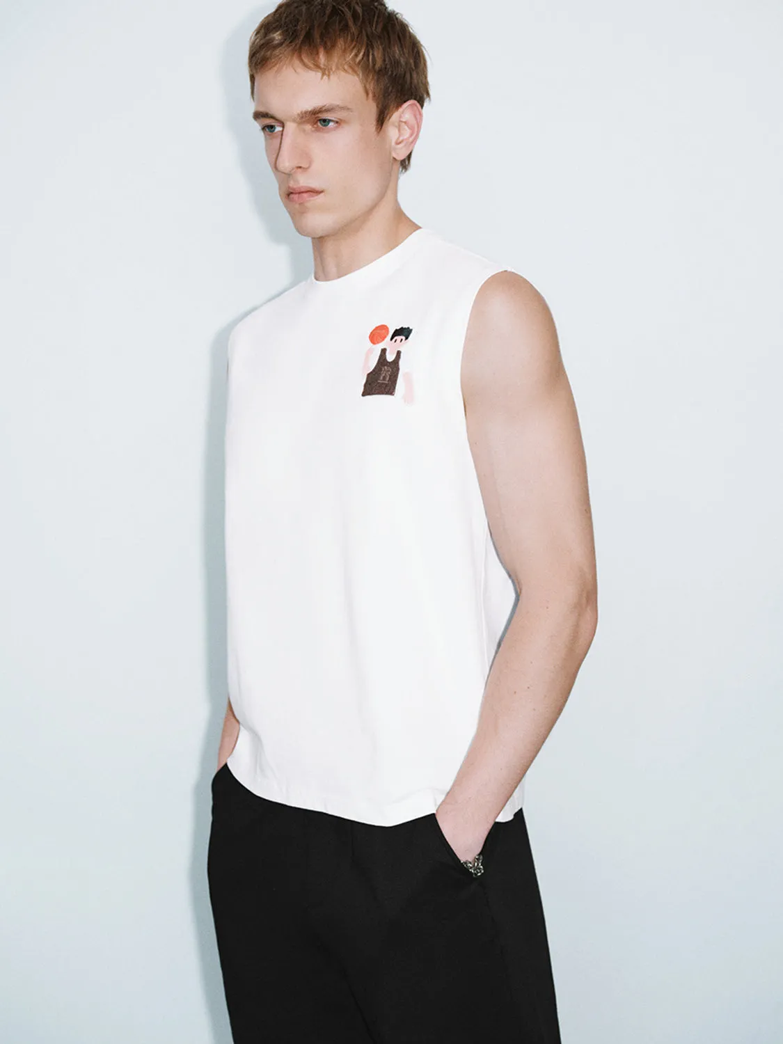 Crew Neck Loose Tank Tops sold by Urban Revivo product image thumbnail 3