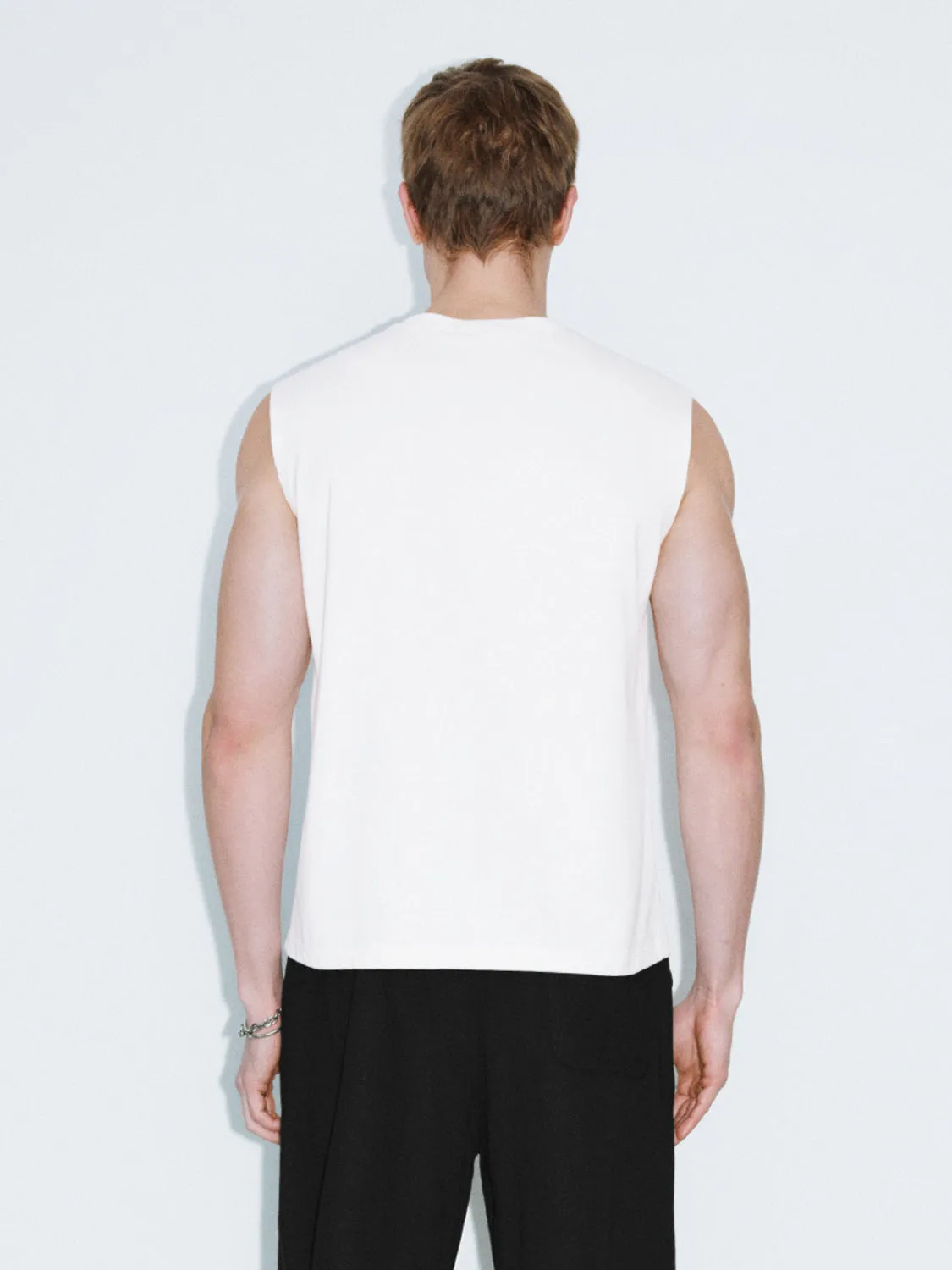 Crew Neck Loose Tank Tops sold by Urban Revivo product image thumbnail 2