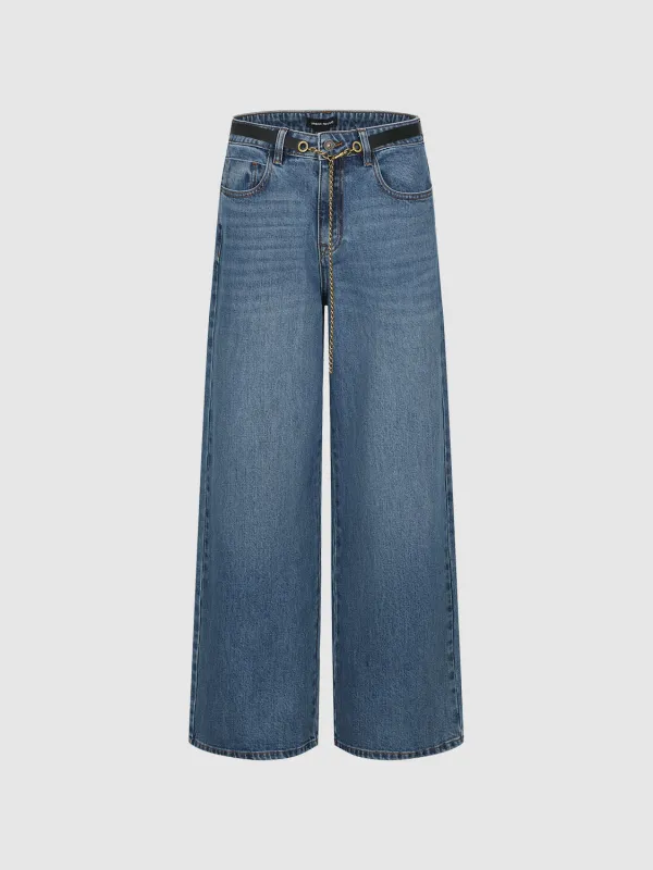 Denim Jeans sold by Urban Revivo