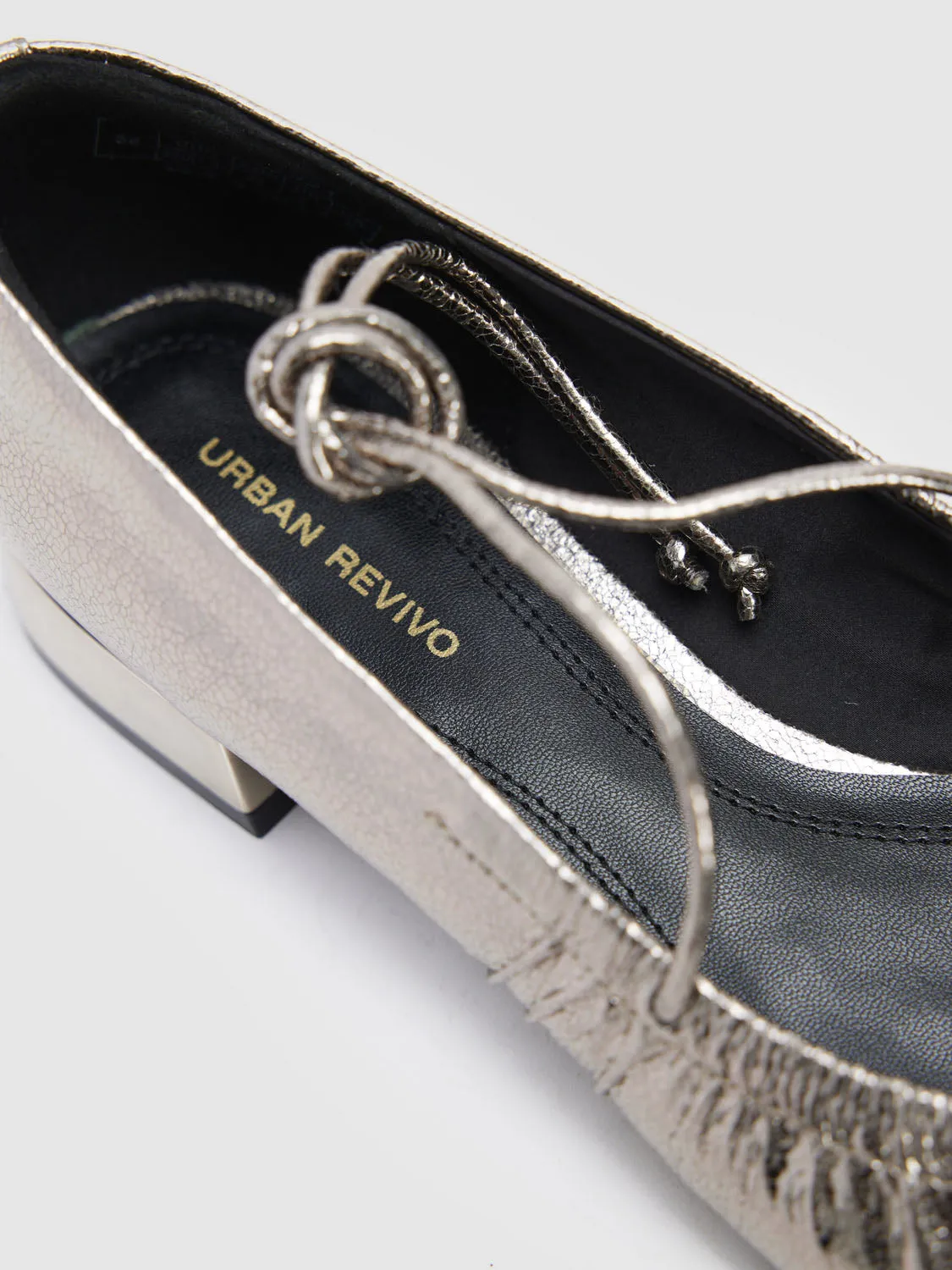 Chunky Heeled Pumps sold by Urban Revivo product image thumbnail 5