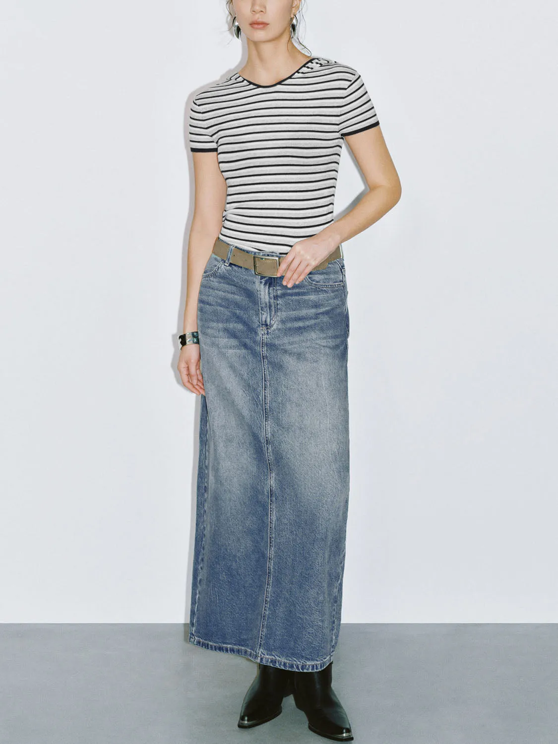 Striped Knitted T-Shirts sold by Urban Revivo product image thumbnail 4