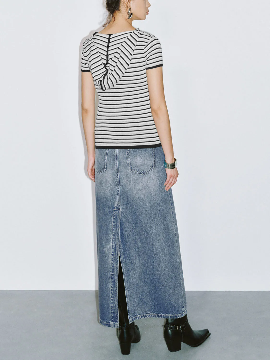 Striped Knitted T-Shirts sold by Urban Revivo product image thumbnail 2