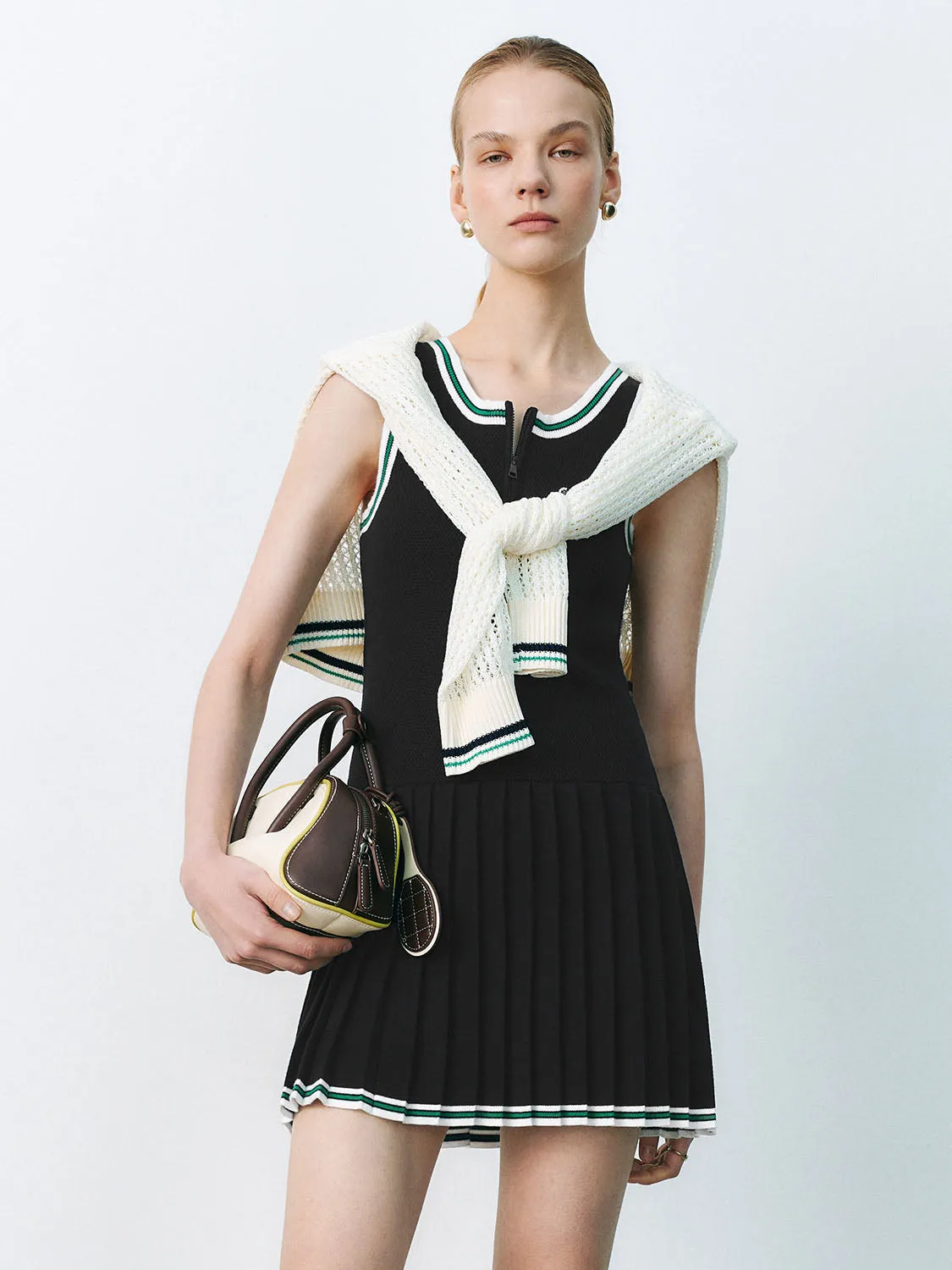 Sleeveless Knitted Dresses sold by Urban Revivo