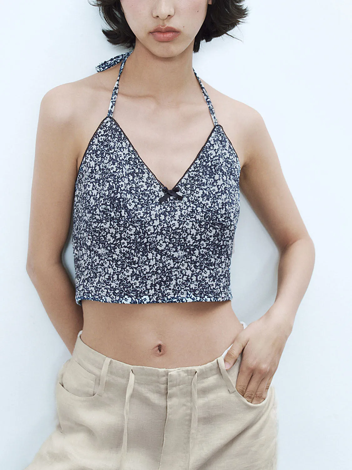Lace Cropped Tank Tops sold by Urban Revivo product image thumbnail 5