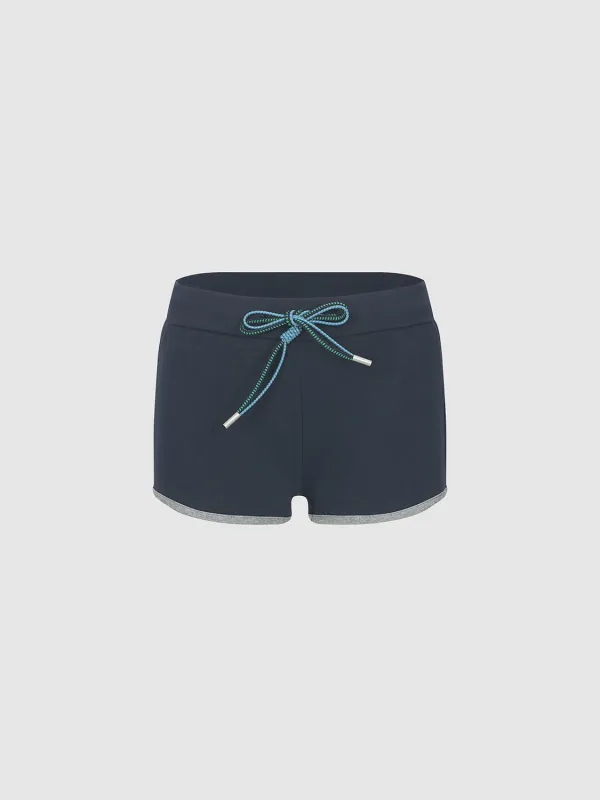 Vogue Skinny Shorts sold by Urban Revivo