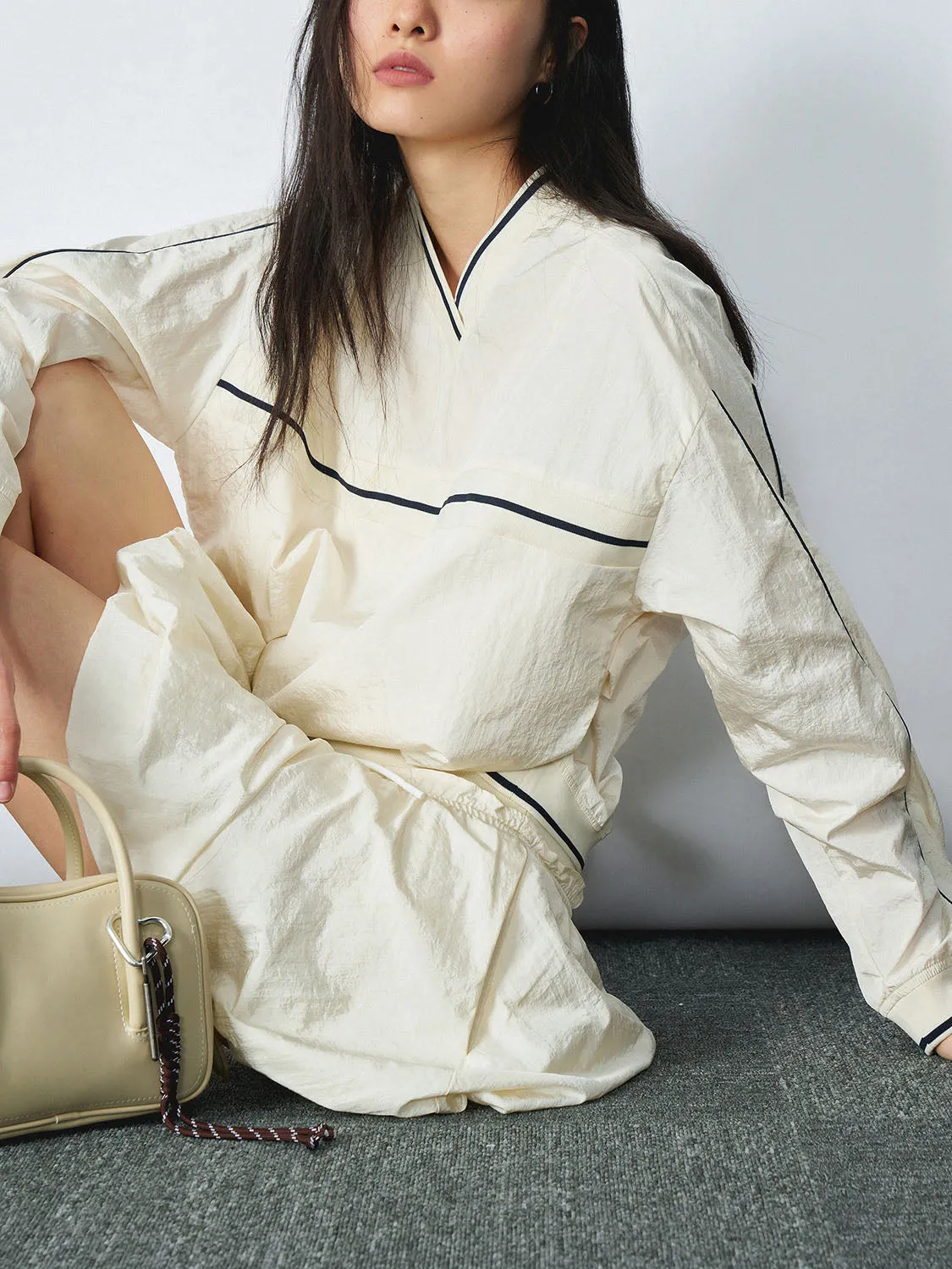 V-Neck Overhead Shirts sold by Urban Revivo product image thumbnail 3